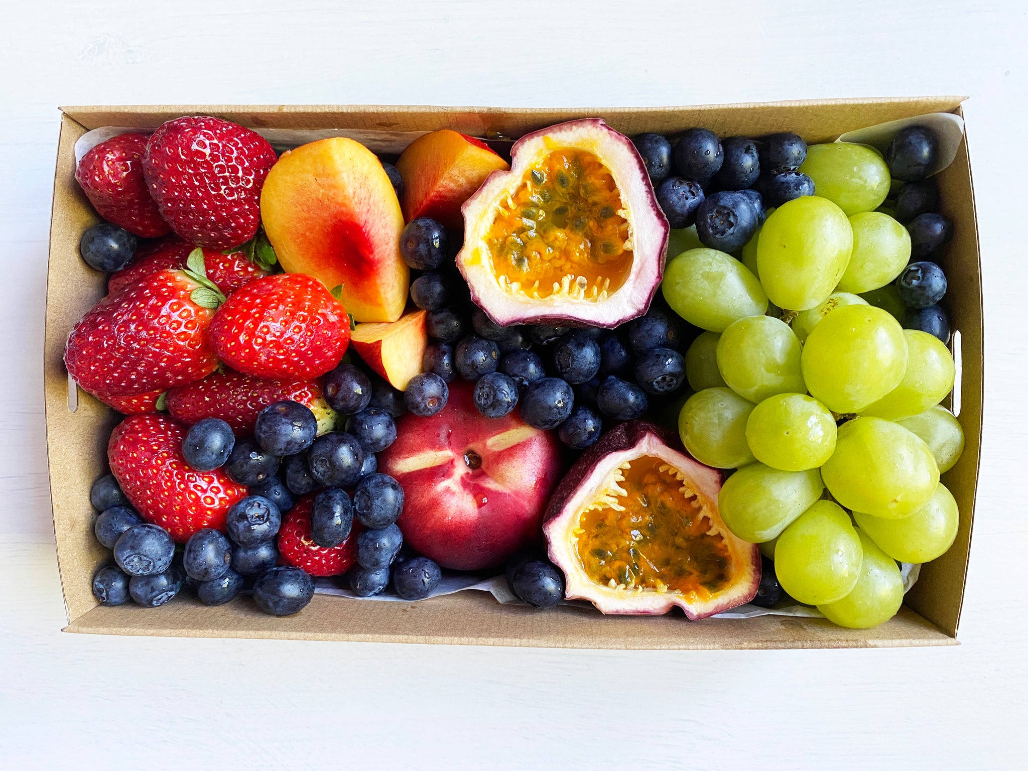 Fresh Delights: Indulge in the Vibrant Variety of Clover fresh Essential Fruit Box (40 Pieces)